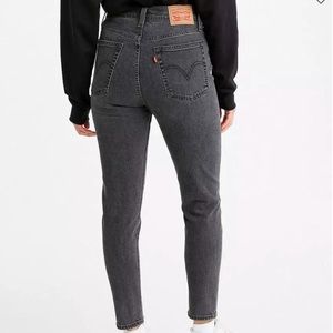 Levi’s Wedgie Skinny Jeans